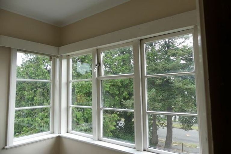 Photo of property in 3 Tara Street, Riccarton, Christchurch, 8041