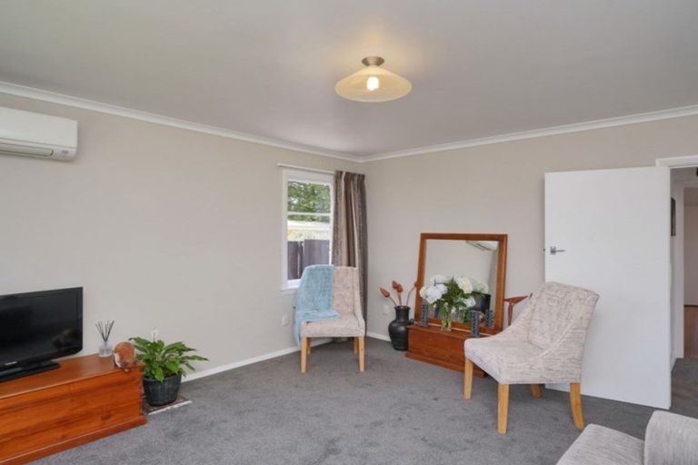 Photo of property in 24 Twyford Street, Bishopdale, Christchurch, 8053