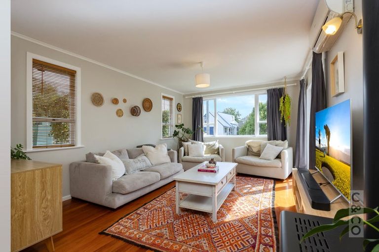 Photo of property in 17 Tapu Road, Huapai, Kumeu, 0810