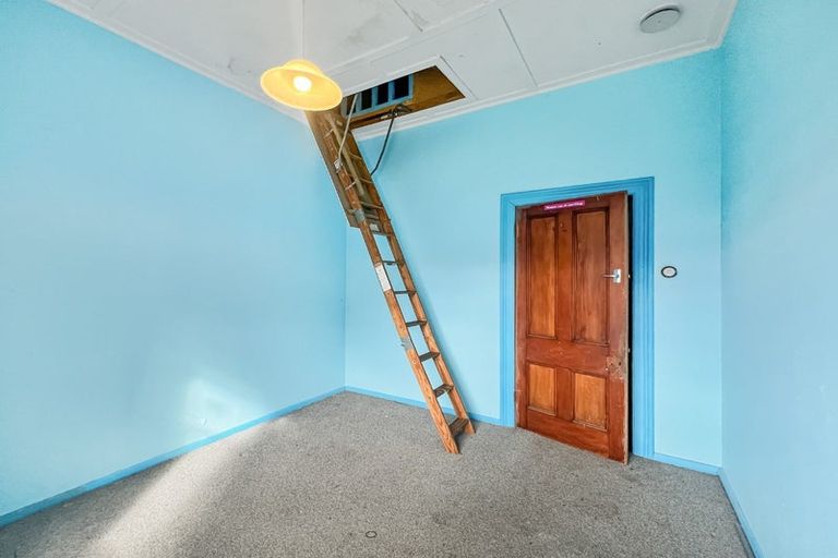 Photo of property in 35 Riddlers Crescent, Petone, Lower Hutt, 5012