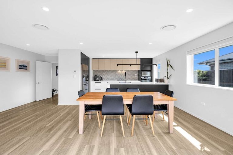 Photo of property in 5 Avanda Avenue, Rolleston, 7615