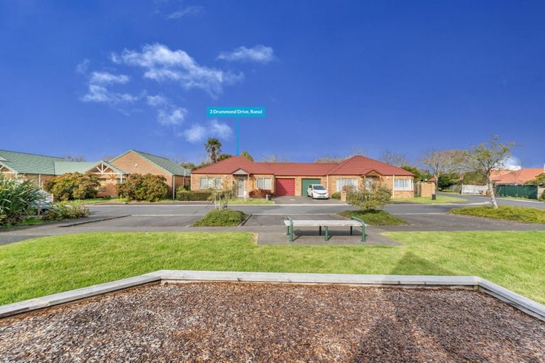 Photo of property in 3 Drummond Drive, Ranui, Auckland, 0612