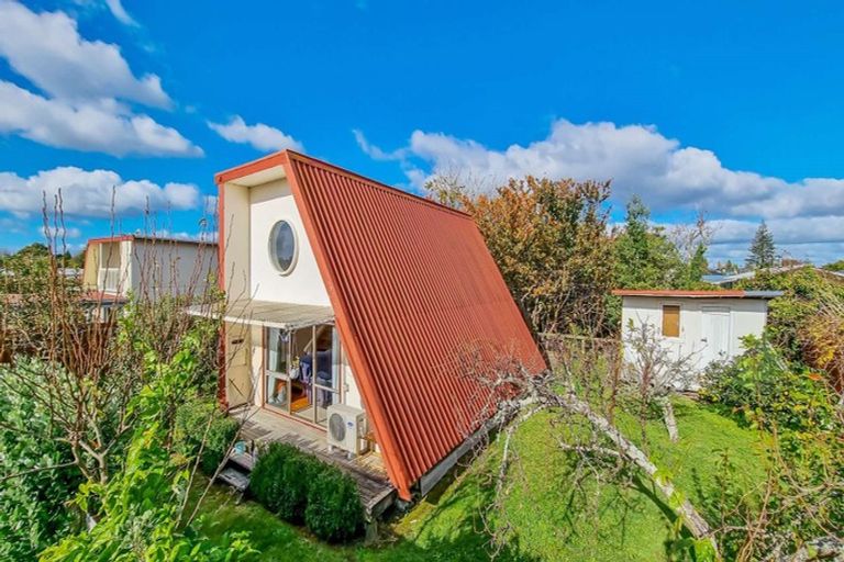 Photo of property in 28 Neil Road, Fairy Springs, Rotorua, 3015