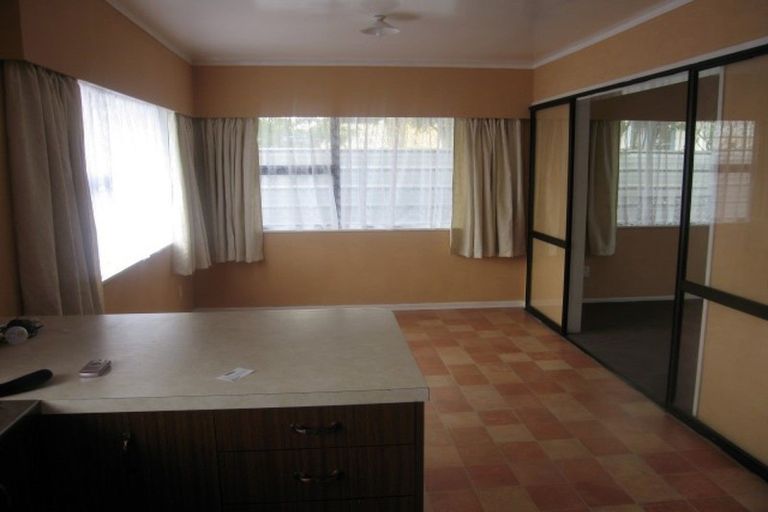 Photo of property in 1 Olympic Court, Palmerston North, 4410