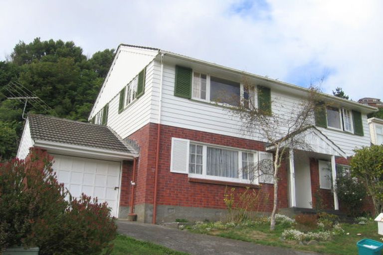 Photo of property in 5b Astor Street, Karori, Wellington, 6012