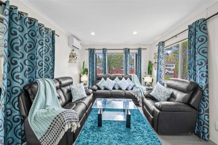 Photo of property in 4 Duckworth Road, Papakura, 2110