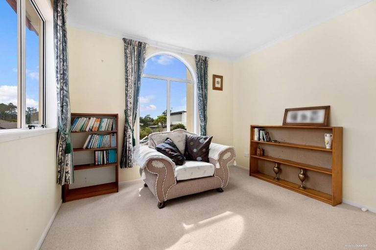 Photo of property in 60 Aberley Road, Schnapper Rock, Auckland, 0632