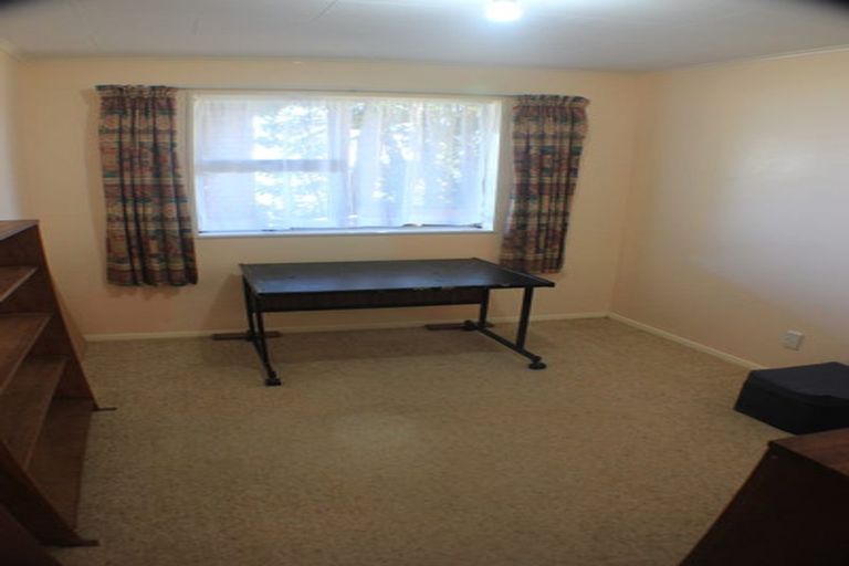 Photo of property in 29 Cypress Drive, Maungaraki, Lower Hutt, 5010