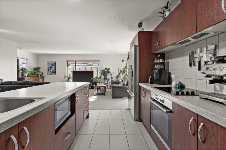 Photo of property in 24 Mcnaughton Place, Onekawa, Napier, 4110