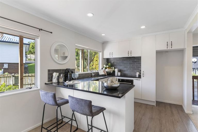 Photo of property in 53b Howe Street, Howick, Auckland, 2014