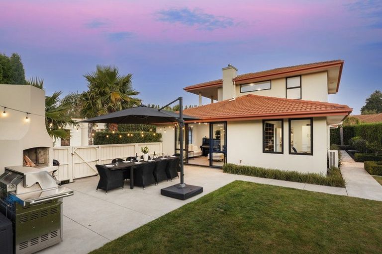 Photo of property in 10 Mica Place, Northwood, Christchurch, 8051