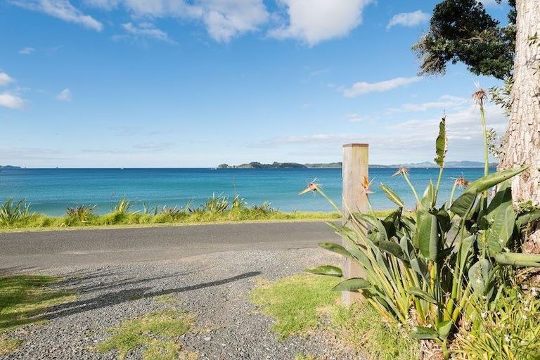 Photo of property in 137 Long Beach Road, Russell, 0202