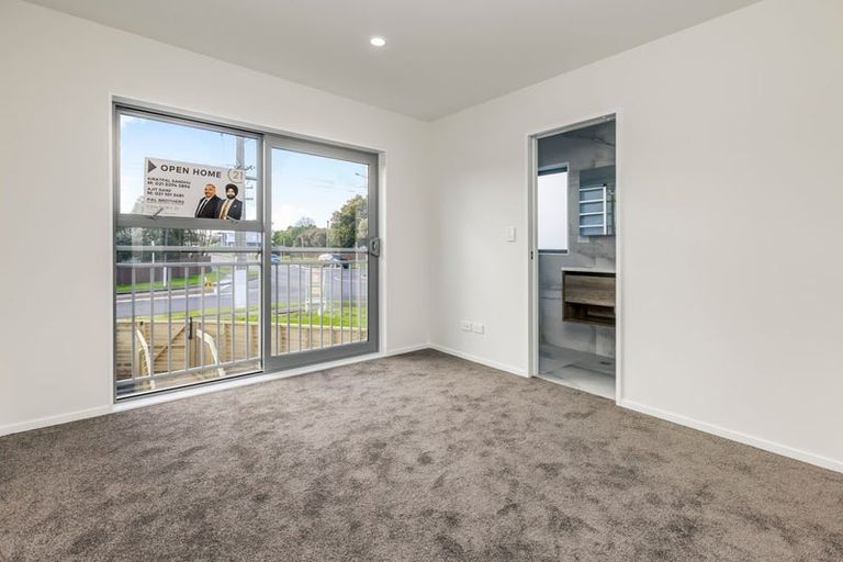 Photo of property in 99a Mahia Road, Wattle Downs, Auckland, 2103