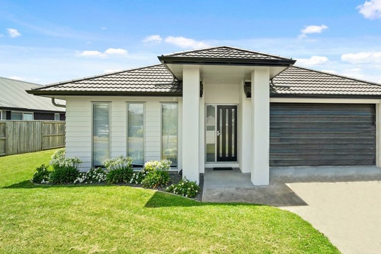 Photo of property in 35 Materawaho Way, Pyes Pa, Tauranga, 3112