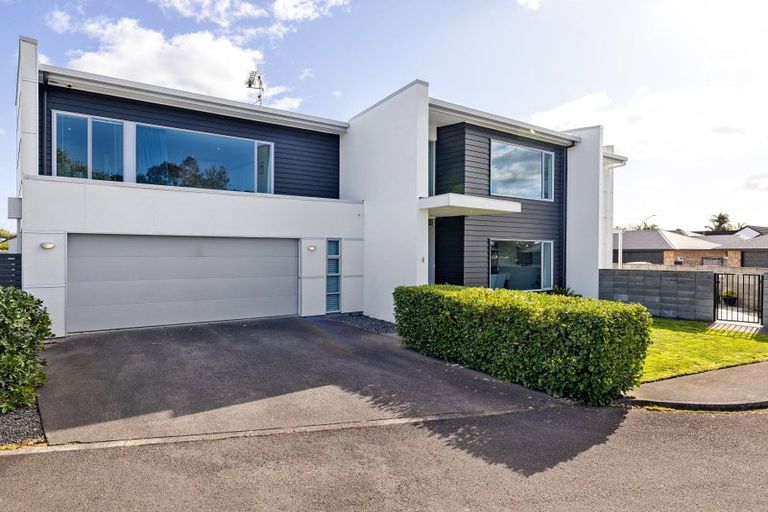 Photo of property in 4 The Palms, Rototuna, Hamilton, 3210