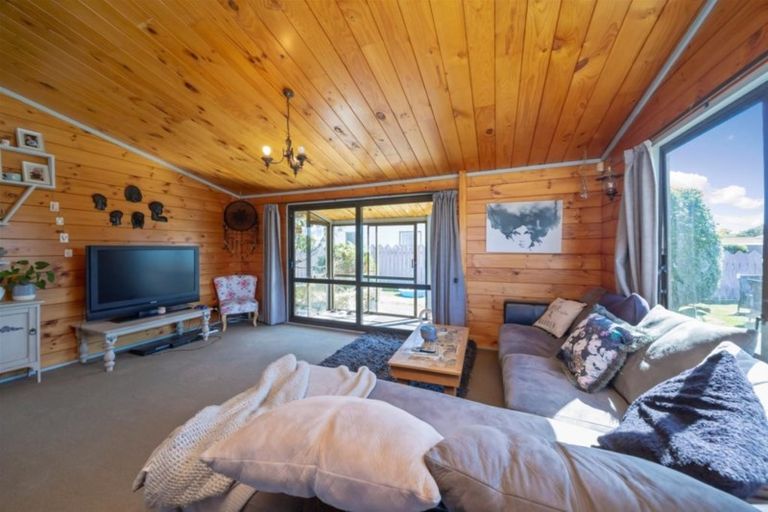 Photo of property in 16a Murdoch Street, Hawera, 4610