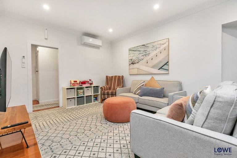 Photo of property in 4 Birkley Road, Bayswater, Auckland, 0622