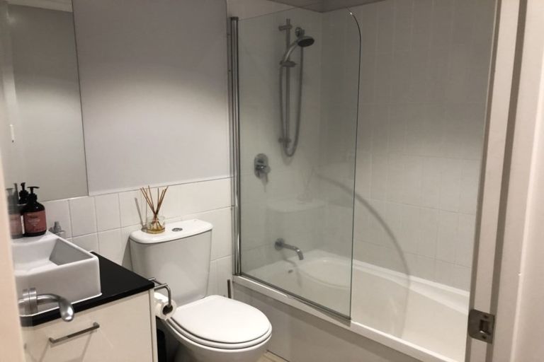 Photo of property in Algarve Apartments, 107/332 Maunganui Road, Mount Maunganui, 3116