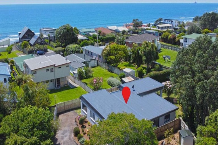 Photo of property in 3 Prudence Place, Oakura, 4314