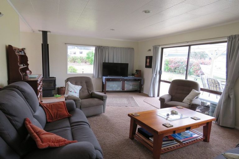 Photo of property in 4 Hawkings Crescent, Kerikeri, 0230