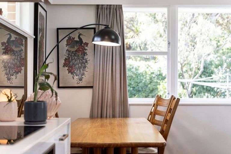 Photo of property in 2/159 Muritai Road, Eastbourne, Lower Hutt, 5013