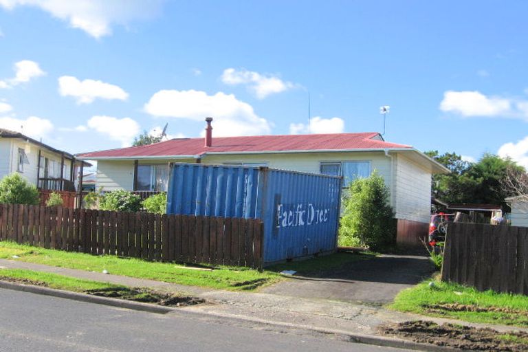 Photo of property in 13 Ravenna Way, Clover Park, Auckland, 2023