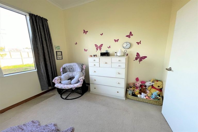 Photo of property in 33 Main Road, Owaka, 9535