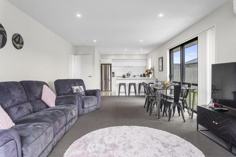 Photo of property in 77 Sutherland Drive, Kaiapoi, 7630