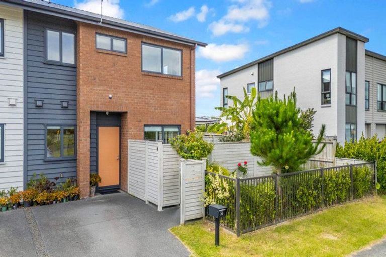 Photo of property in 56 Te Napi Drive, Takanini, 2112