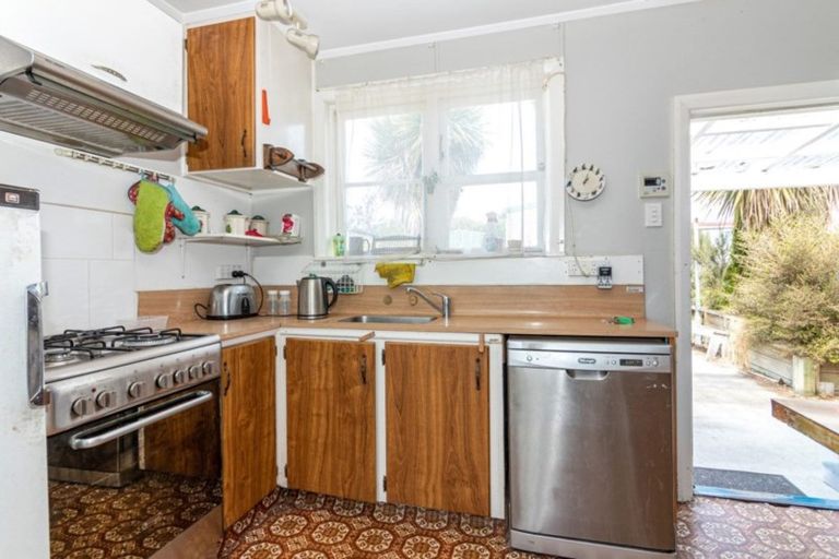 Photo of property in 50 Macdonald Street, Waimataitai, Timaru, 7910