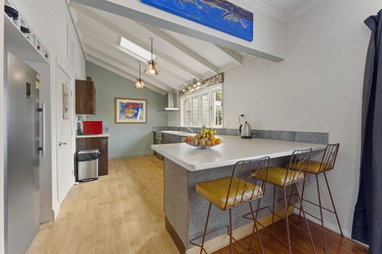 Photo of property in 1 Oriel Place, Levin, 5510