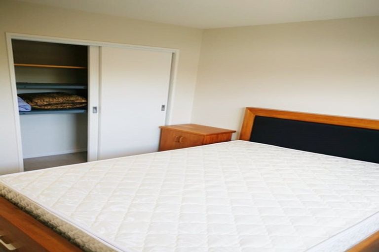 Photo of property in 9 Claresholm Place, Mangere Bridge, Auckland, 2022