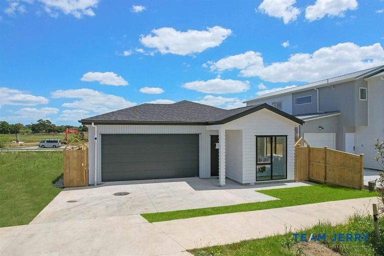 Photo of property in 107 Bellfield Road, Opaheke, Papakura, 2113