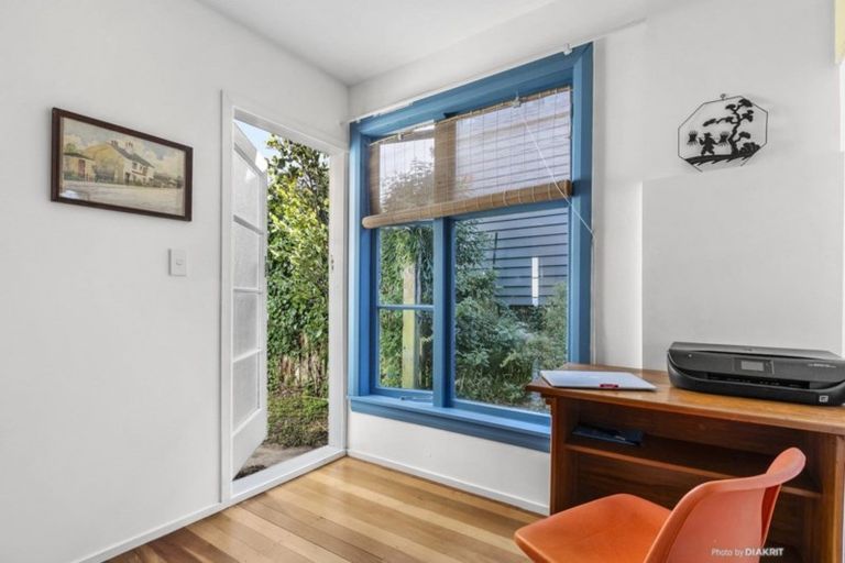 Photo of property in 60 Hornsey Road, Melrose, Wellington, 6023