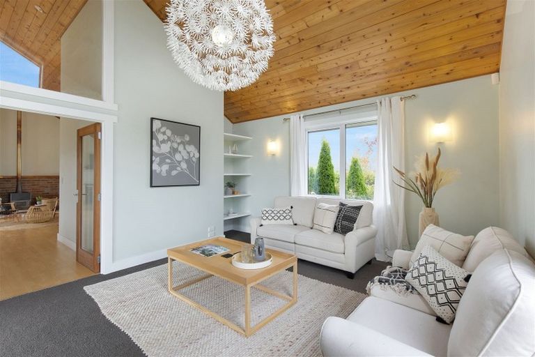 Photo of property in 12 Mapleham Drive, Pegasus, 7612