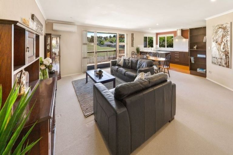 Photo of property in 14 Ridgeway Road, Pukekohe, 2120