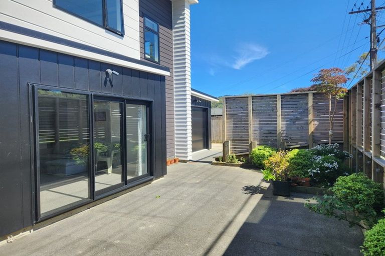 Photo of property in 42a Moeraki Road, Maoribank, Upper Hutt, 5018