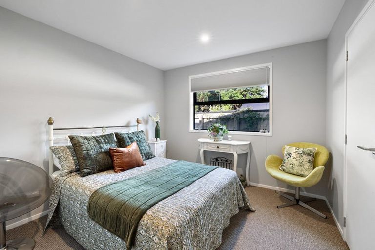 Photo of property in 23 Sycamore Grove, Lower Vogeltown, New Plymouth, 4310