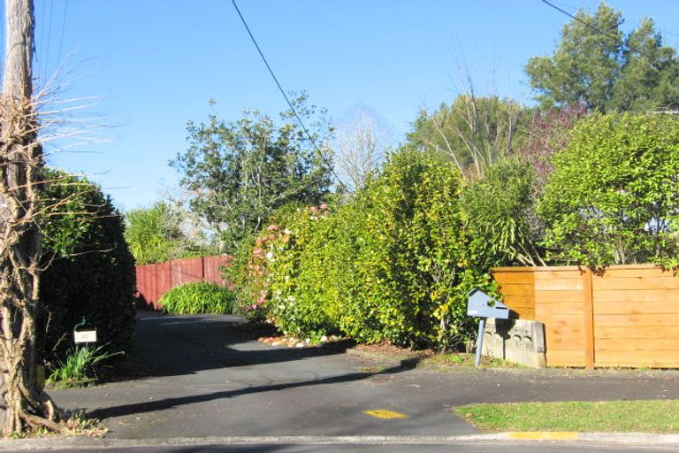 Photo of property in 30 Beverley Crescent, Hillcrest, Hamilton, 3216