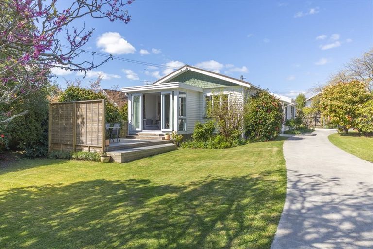 Photo of property in 26 Perry Street, Papanui, Christchurch, 8053