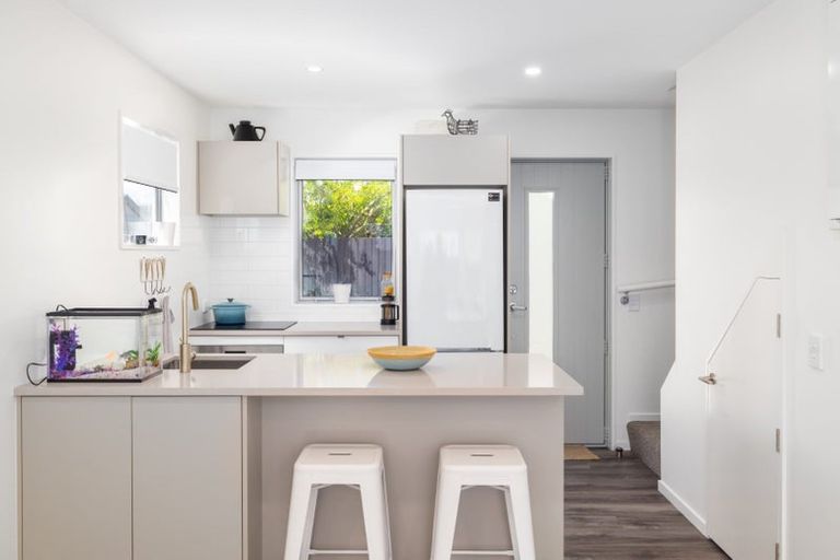 Photo of property in 3/51 Hills Road, Edgeware, Christchurch, 8013