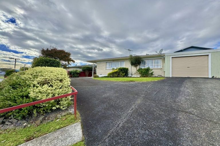 Photo of property in 2/34 Wellington Street, Papakura, 2110