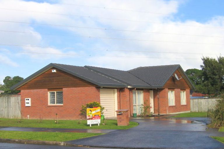 Photo of property in 17 Dulwich Place, Burswood, Auckland, 2013