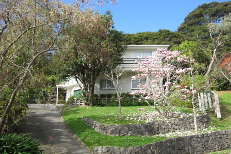 Photo of property in 4 Chanel Grove, Waterloo, Lower Hutt, 5011