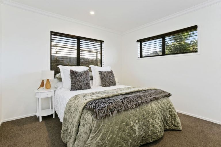 Photo of property in 6 Kettlewell Drive, Silverdale, 0932