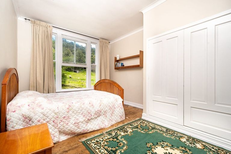 Photo of property in 12 Mildon Road, Waitakere, Auckland, 0782