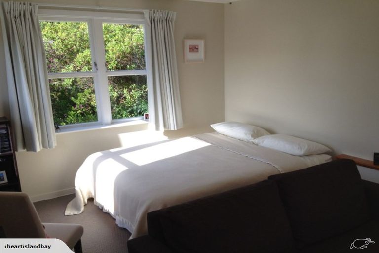 Photo of property in 2 Severn Street, Island Bay, Wellington, 6023