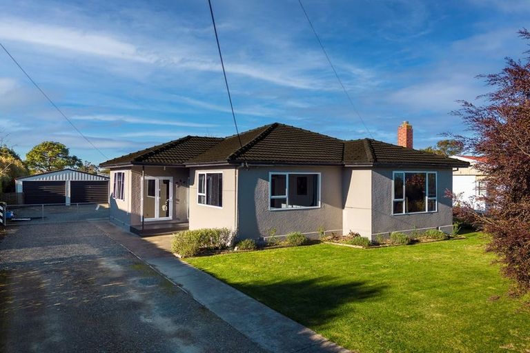 Photo of property in 16 Coronation Street, Waimate, 7924