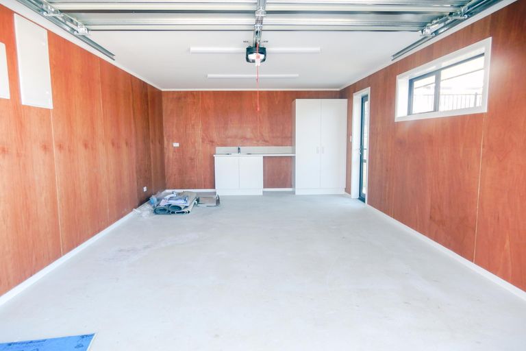 Photo of property in 16b Clydesdale Drive, Holmes Hill, Oamaru, 9401