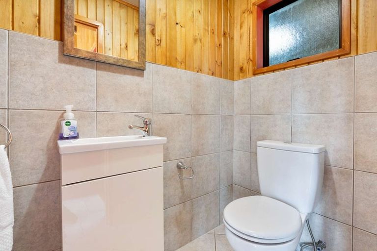 Photo of property in 158 Mcleod Road, South Head, Helensville, 0874